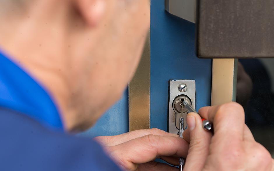 changement serrure porte blindée 3 points Suresnes